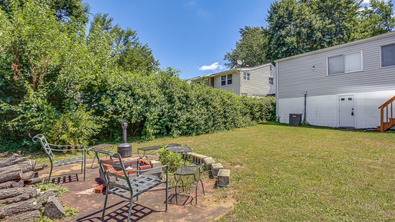 Photo of Outdoor in Airport Township