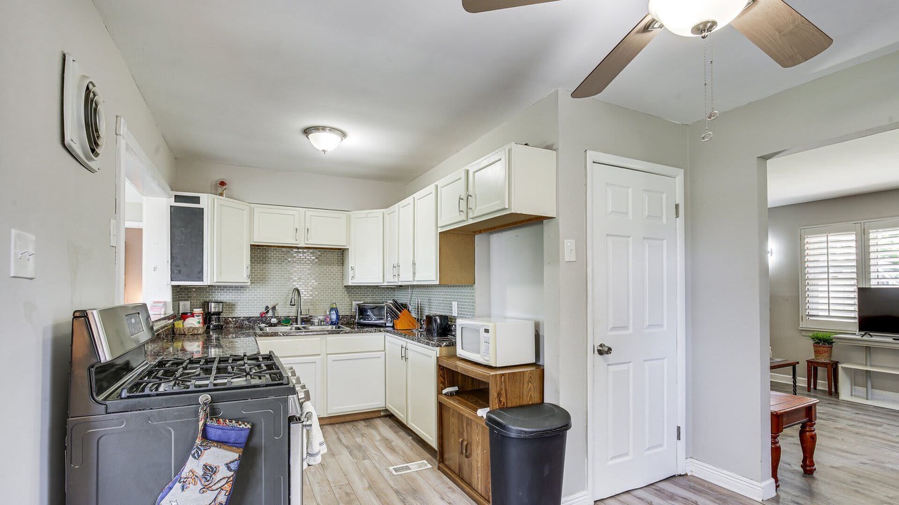 Photo of Kitchen in Airport Township