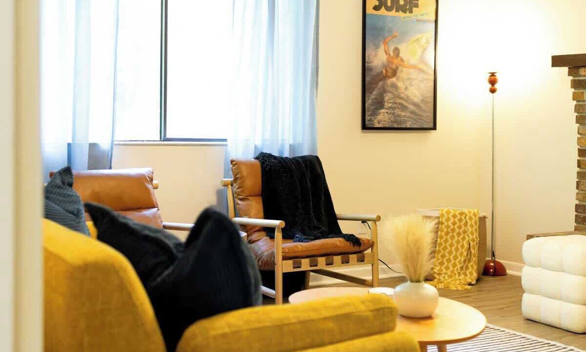Photo of Livingroom in Jacksonville