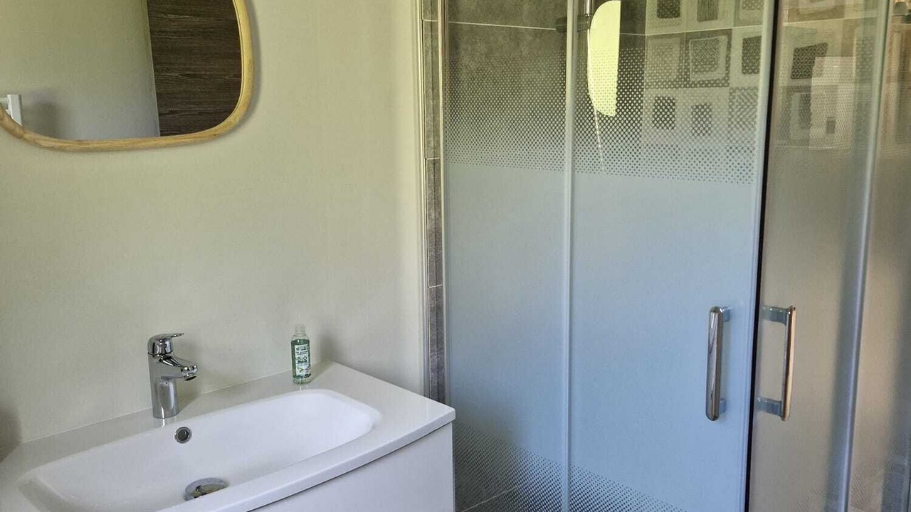 Photo of Bathroom in Rouairoux