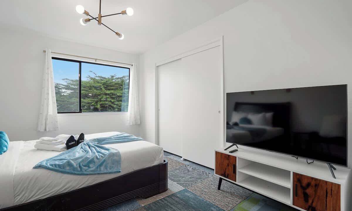 Photo of Bedroom in Sharp Park