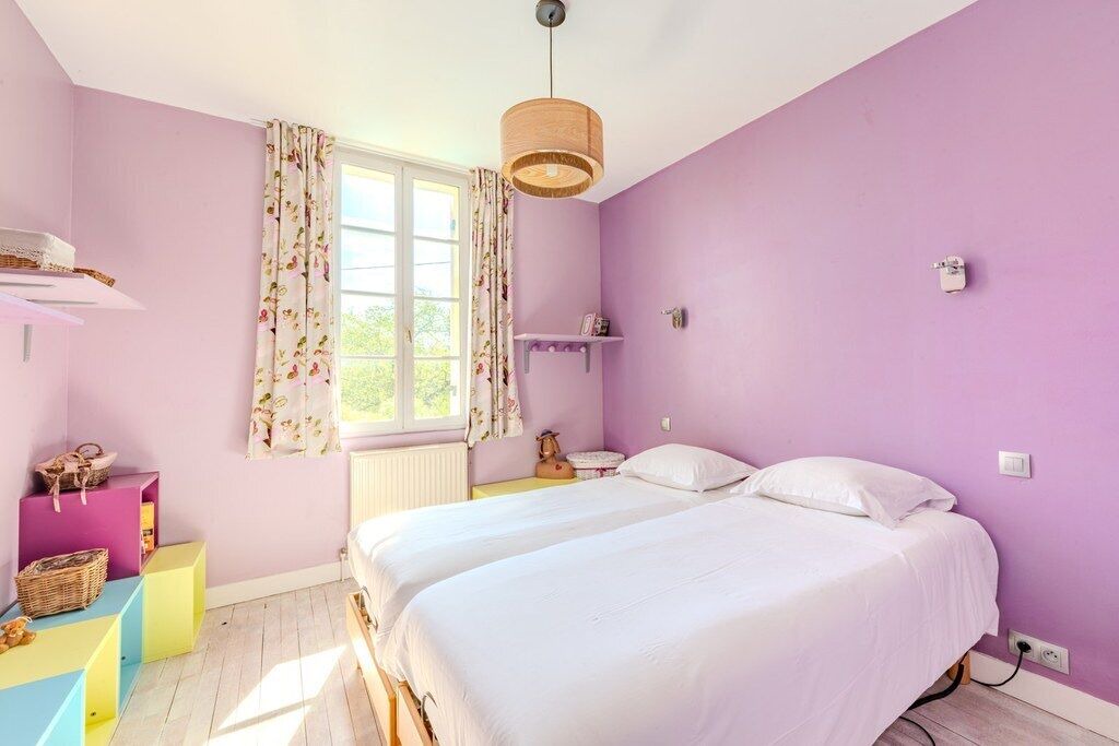 Photo of Bedroom in Grezillac