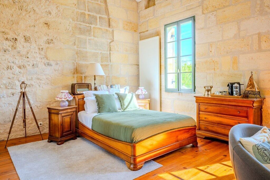 Photo of Bedroom in Grezillac