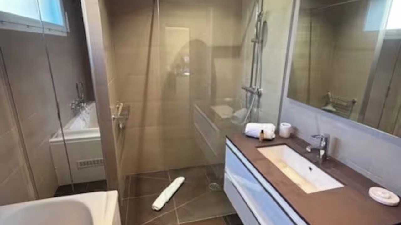 Photo of Bathroom in Grezillac