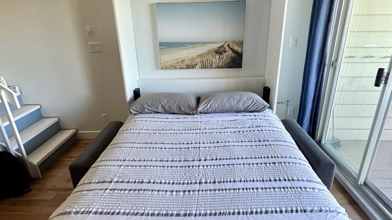Photo of Bedroom in Magog