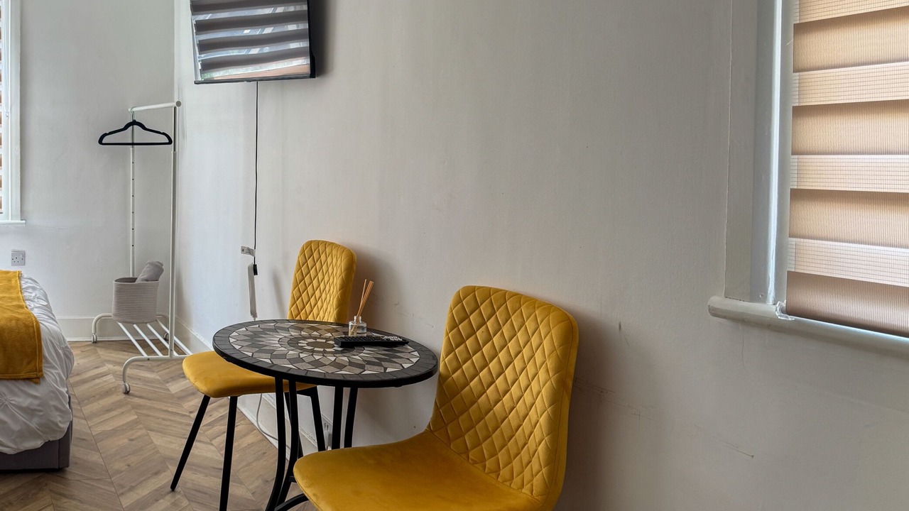 Photo of Others in Tottenham Green