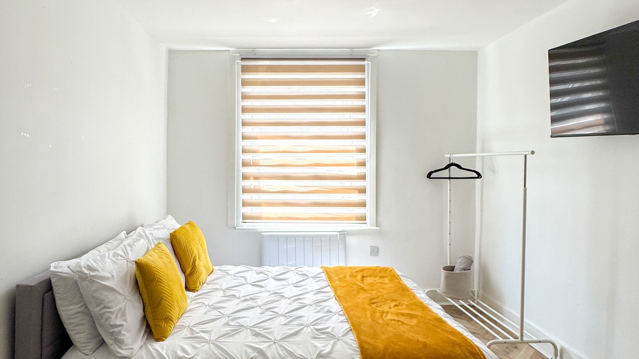 Photo of Others in Tottenham Green