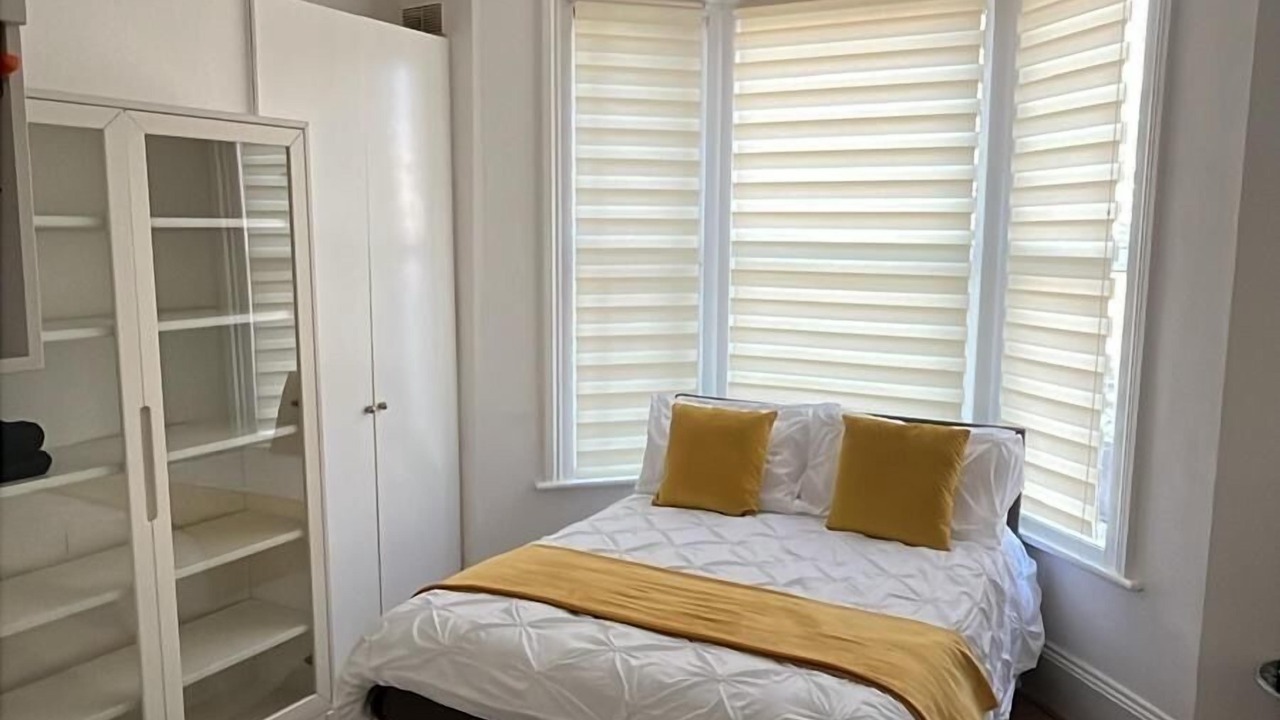 Photo of Others in Tottenham Green