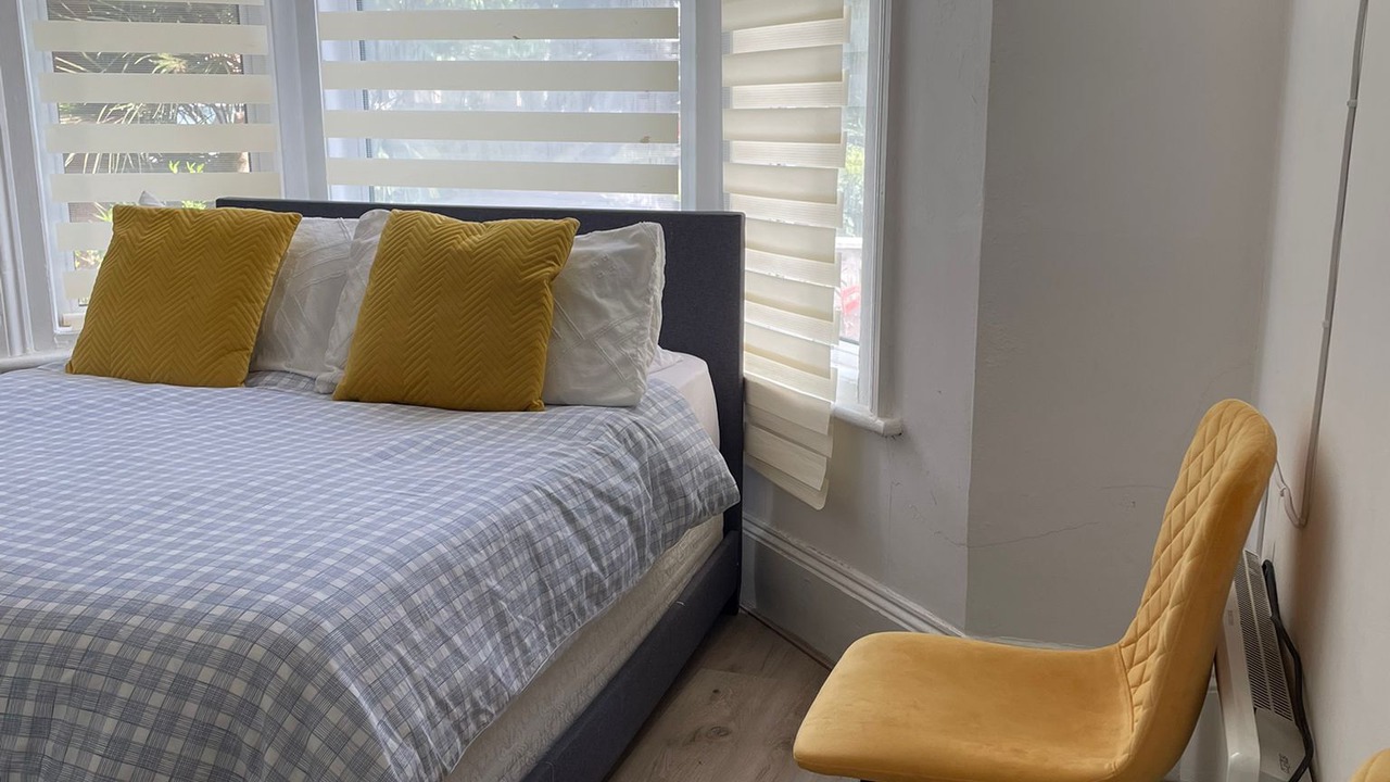 Photo of Others in Tottenham Green