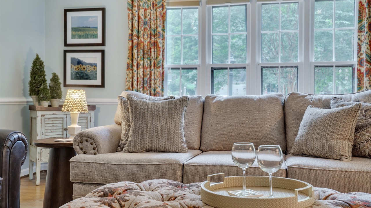 Photo of Livingroom in North Raleigh