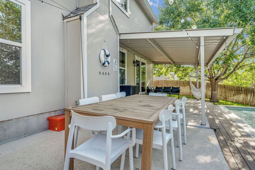 Photo of Outdoor in Parkwood