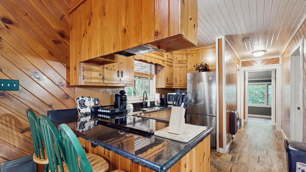 Photo of Kitchen in Screamer Mountain