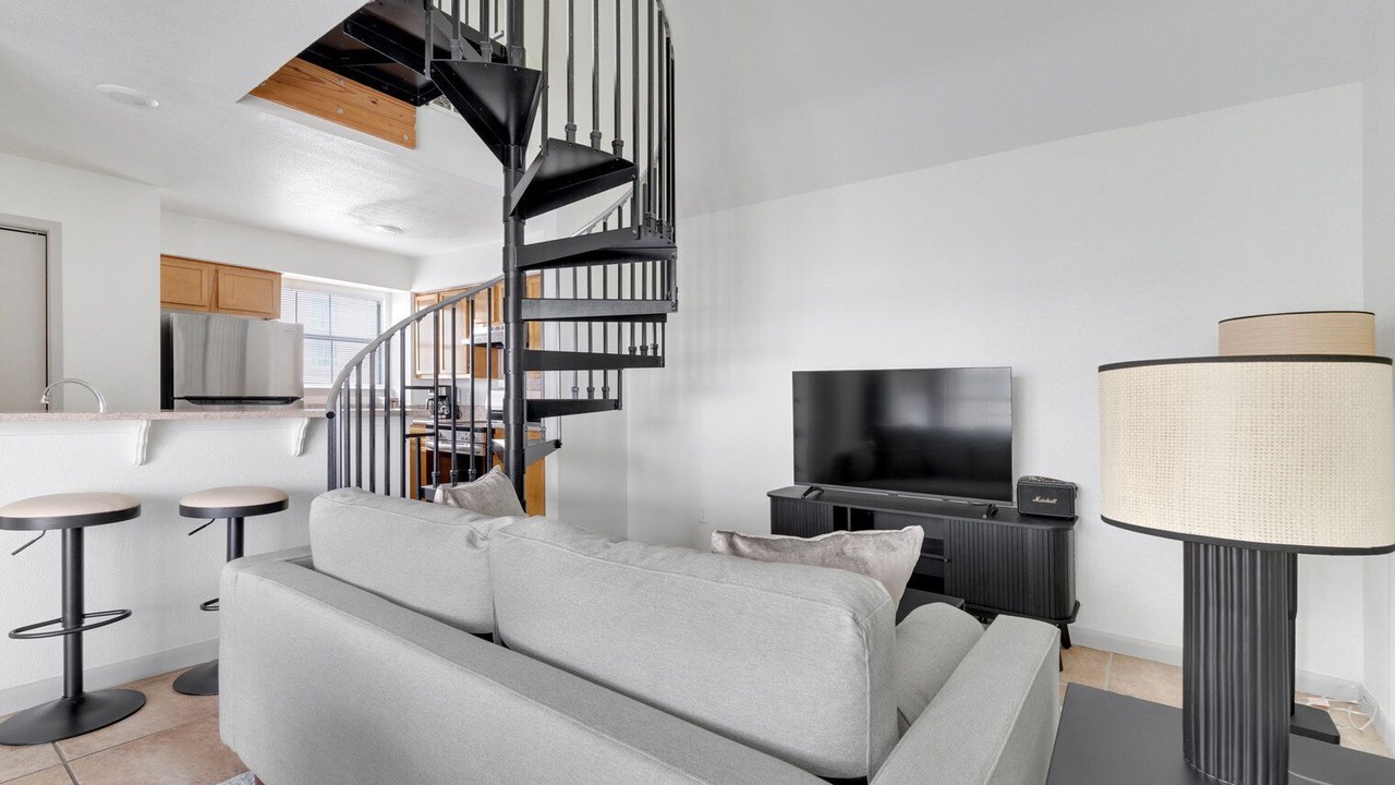 Photo of Livingroom in Waller Creek District