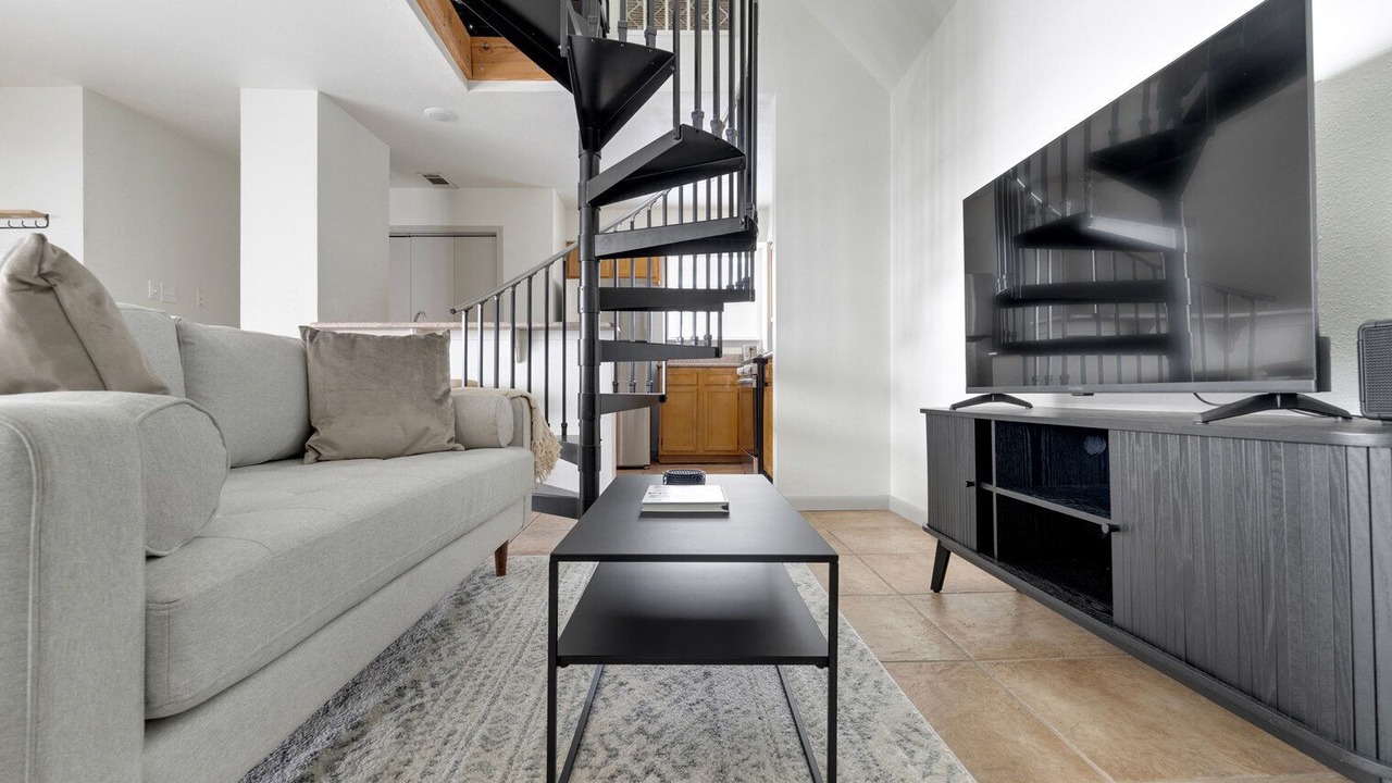 Photo of Livingroom in Waller Creek District