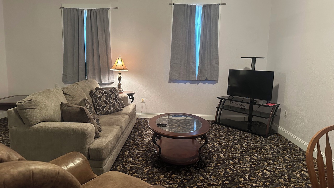 Photo of Livingroom in Leesville