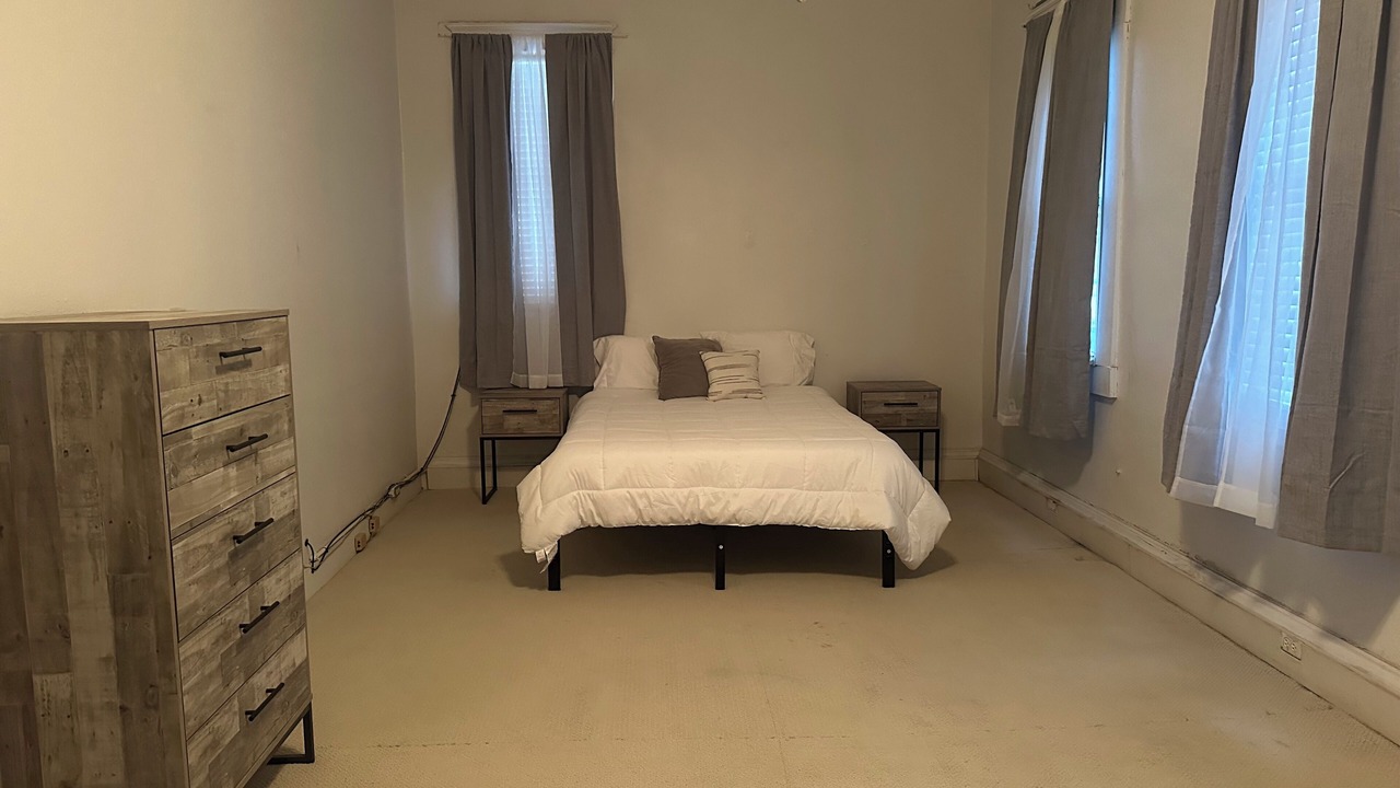 Photo of Bedroom in Leesville