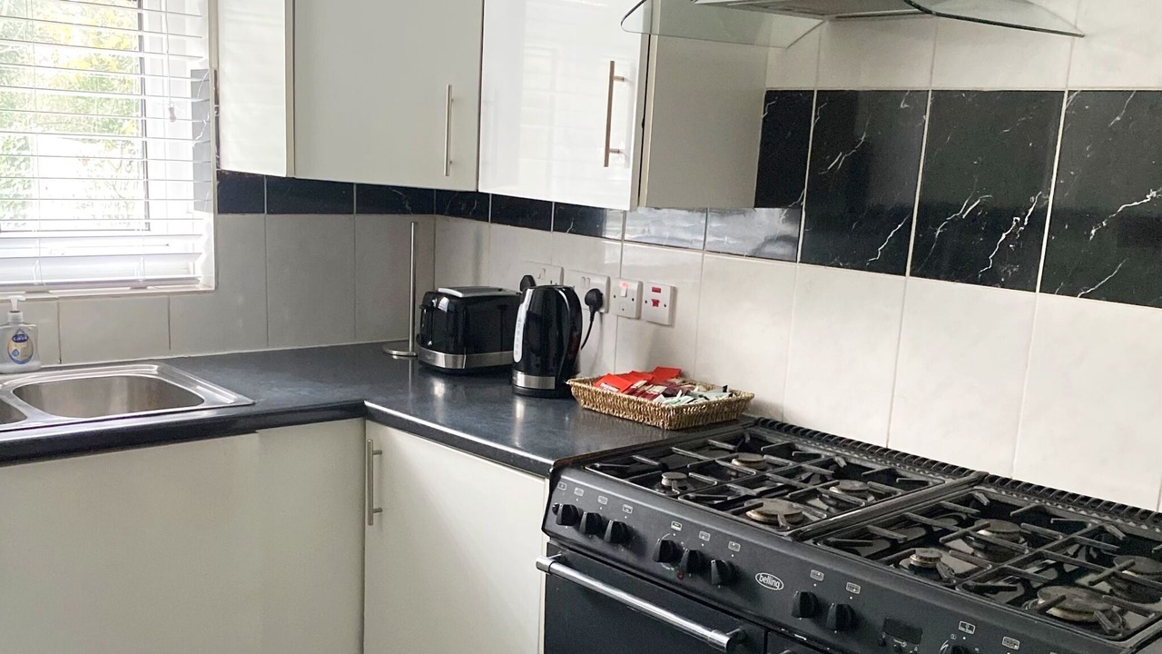 Photo of Kitchen in Stroud Green