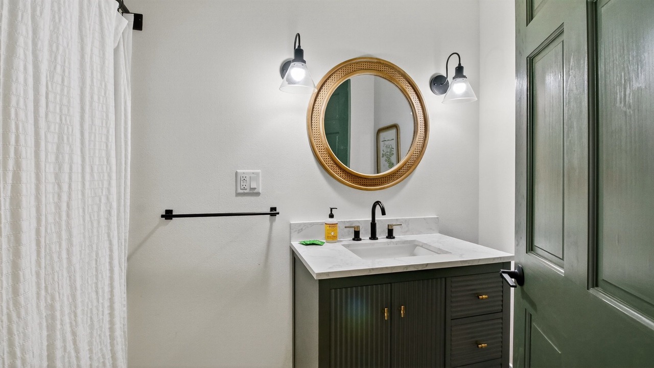 Photo of Bathroom in New Post