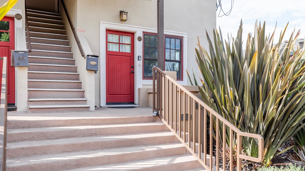 Photo of Outdoor in Downtown North