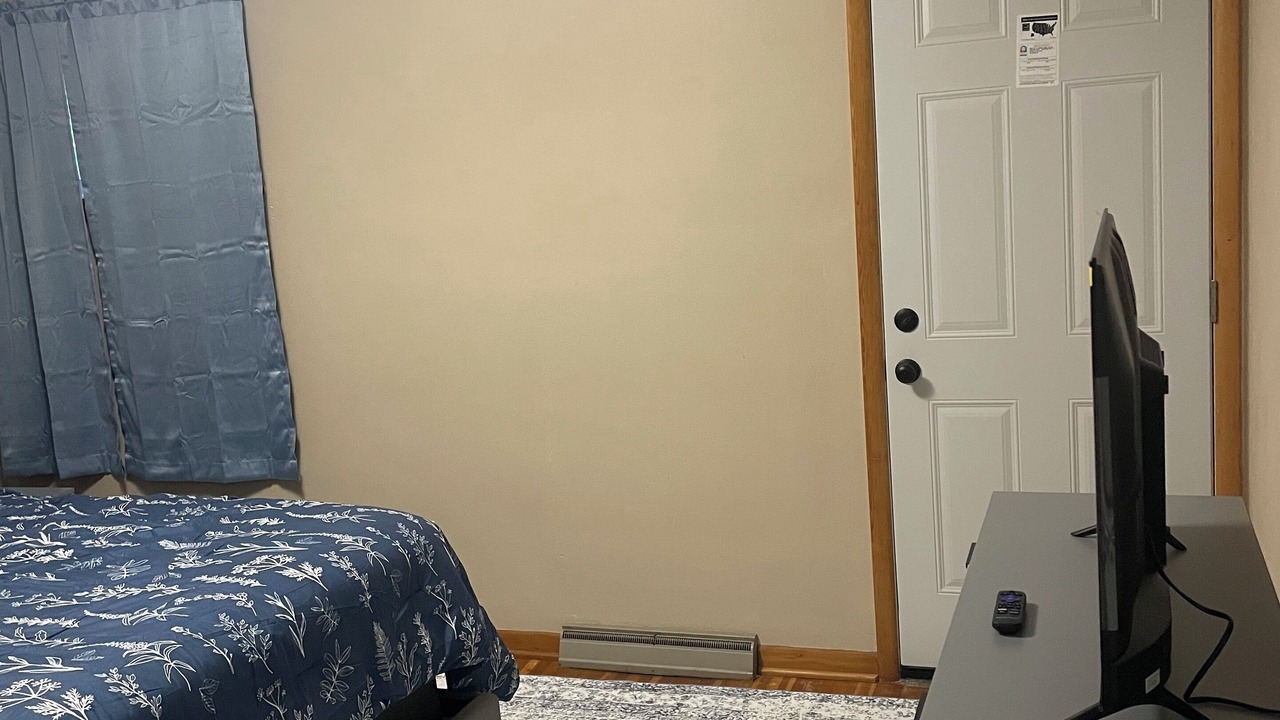 Photo of Bedroom in Jefferson City