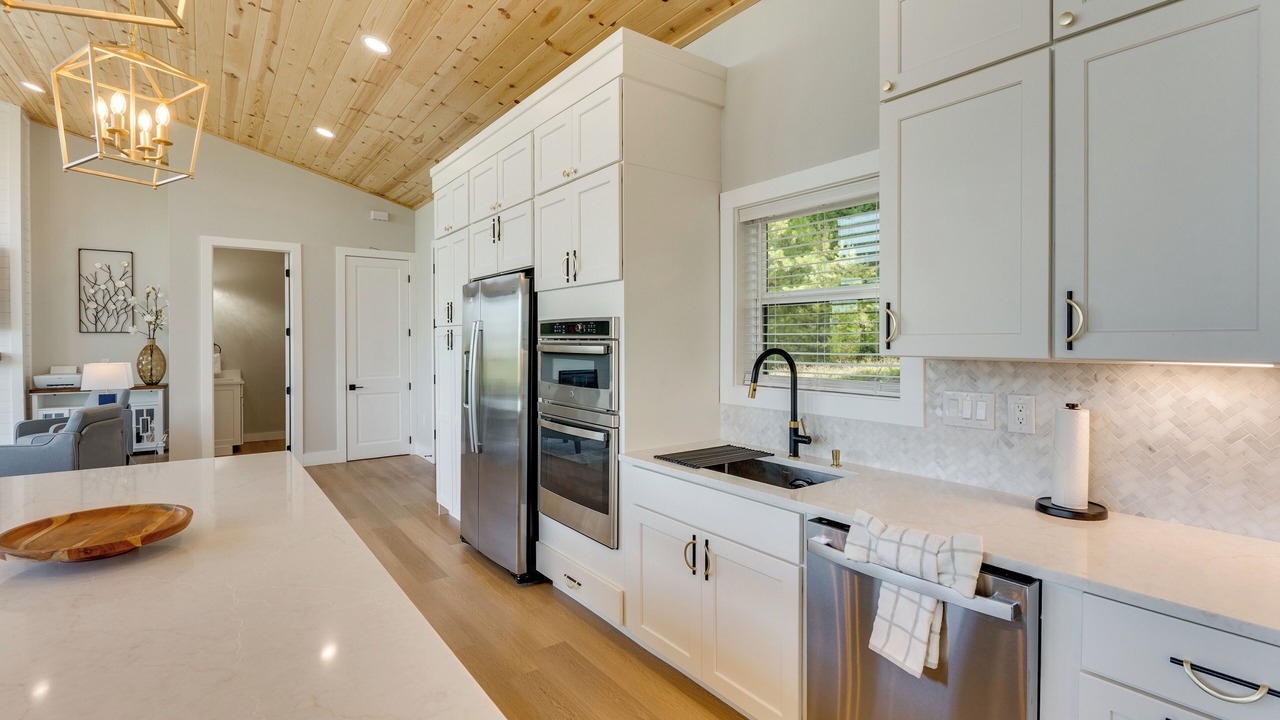 Photo of Kitchen in Brasstown