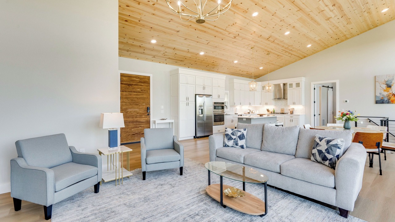 Photo of Livingroom in Brasstown