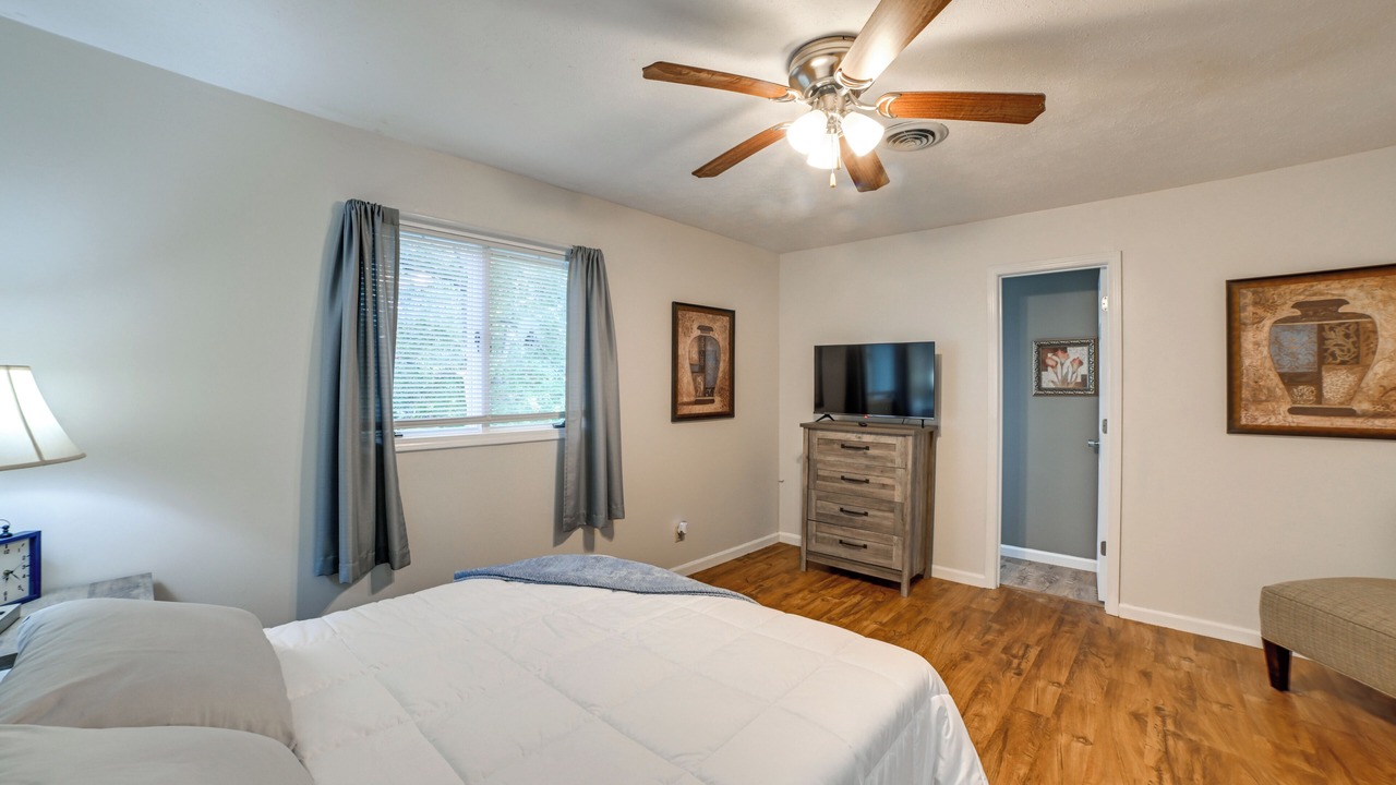 Photo of Bedroom in Gilbertsville