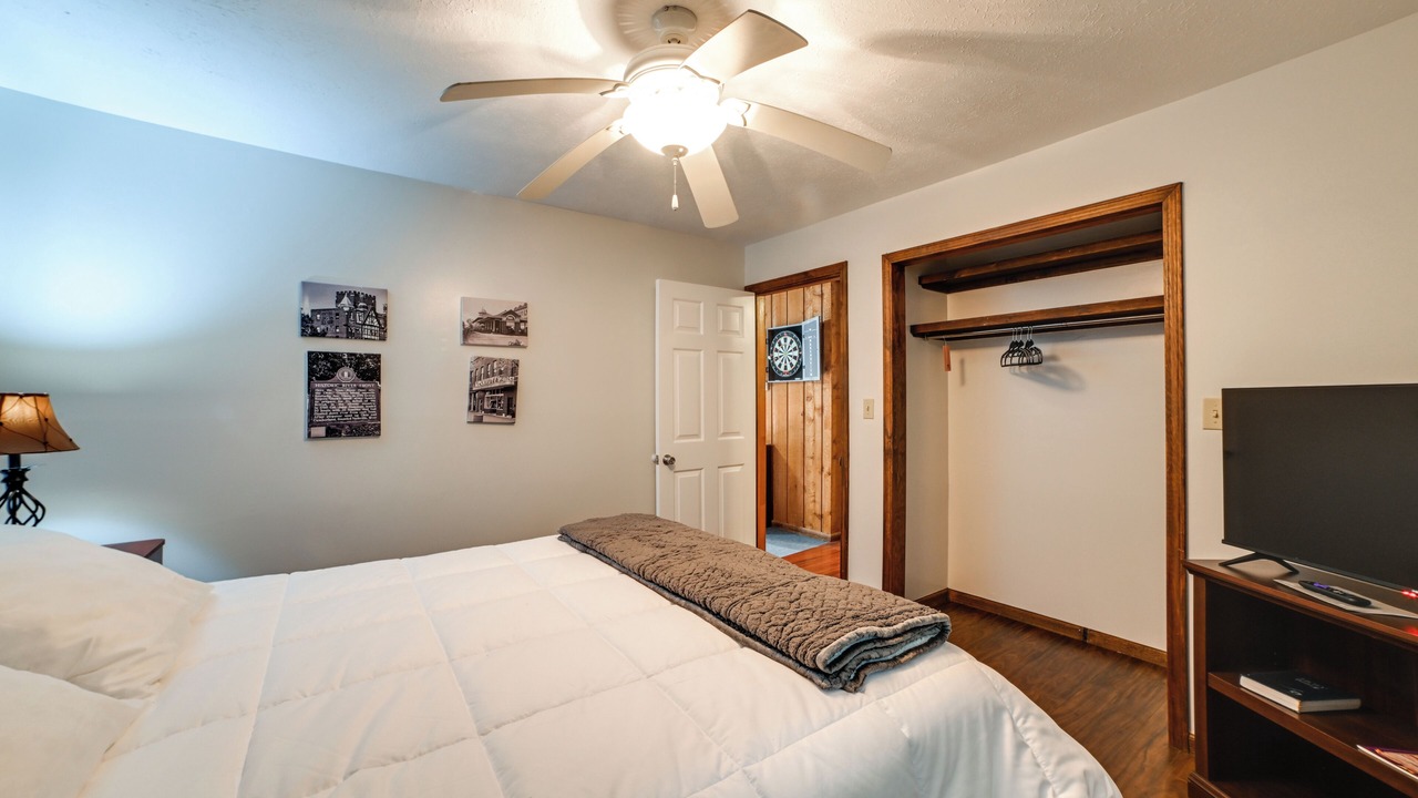 Photo of Bedroom in Gilbertsville