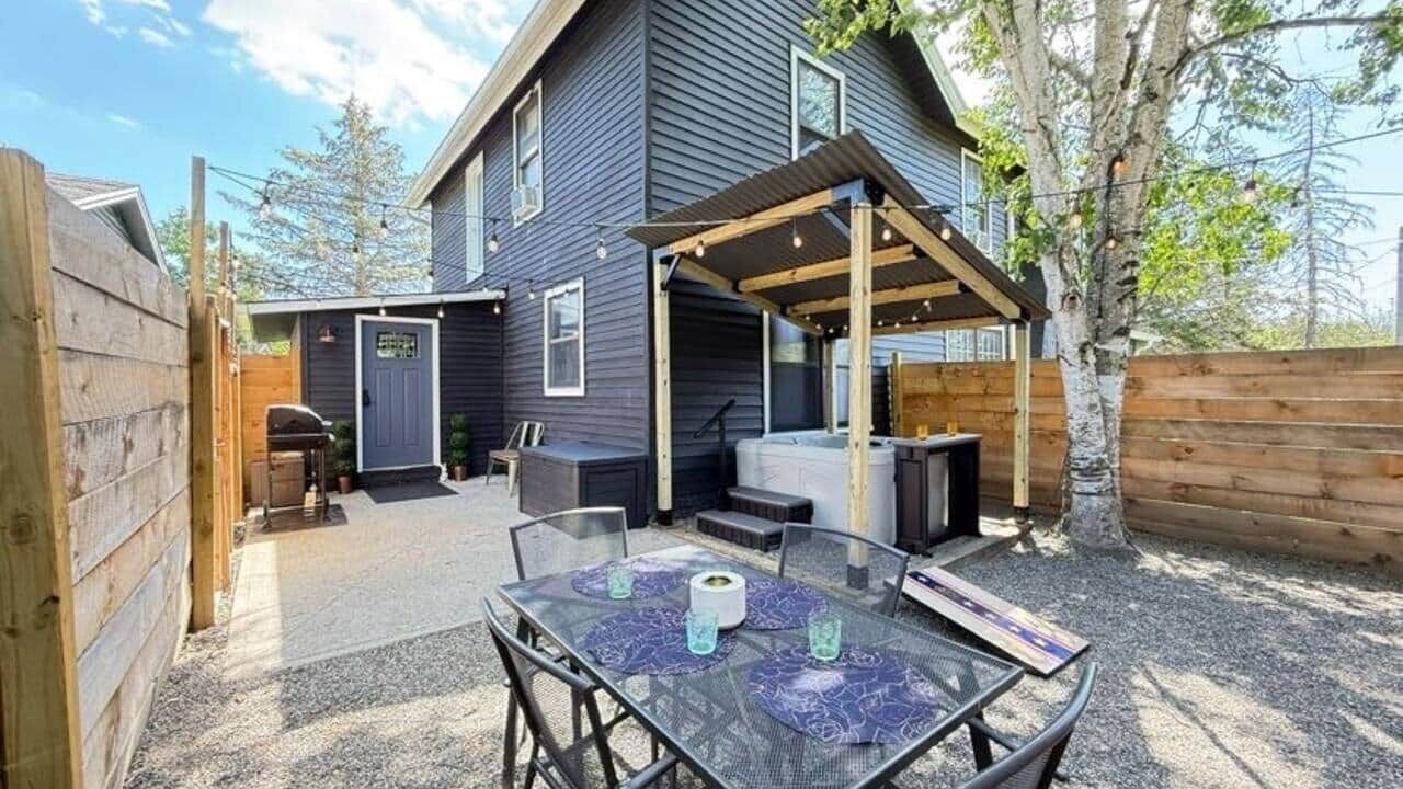 Photo of Outdoor in Hudson