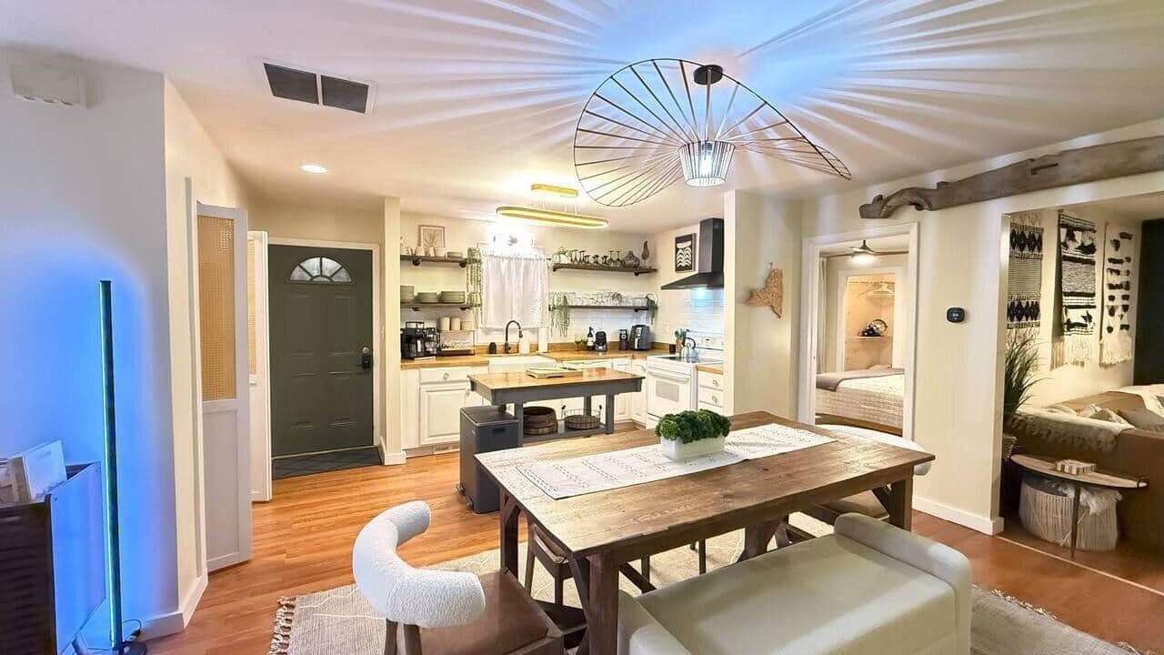 Photo of Others in Hudson