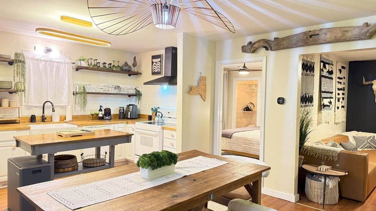 Photo of Others in Hudson