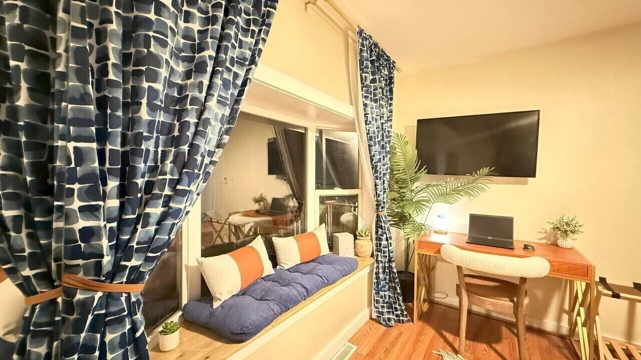 Photo of Livingroom in Hudson