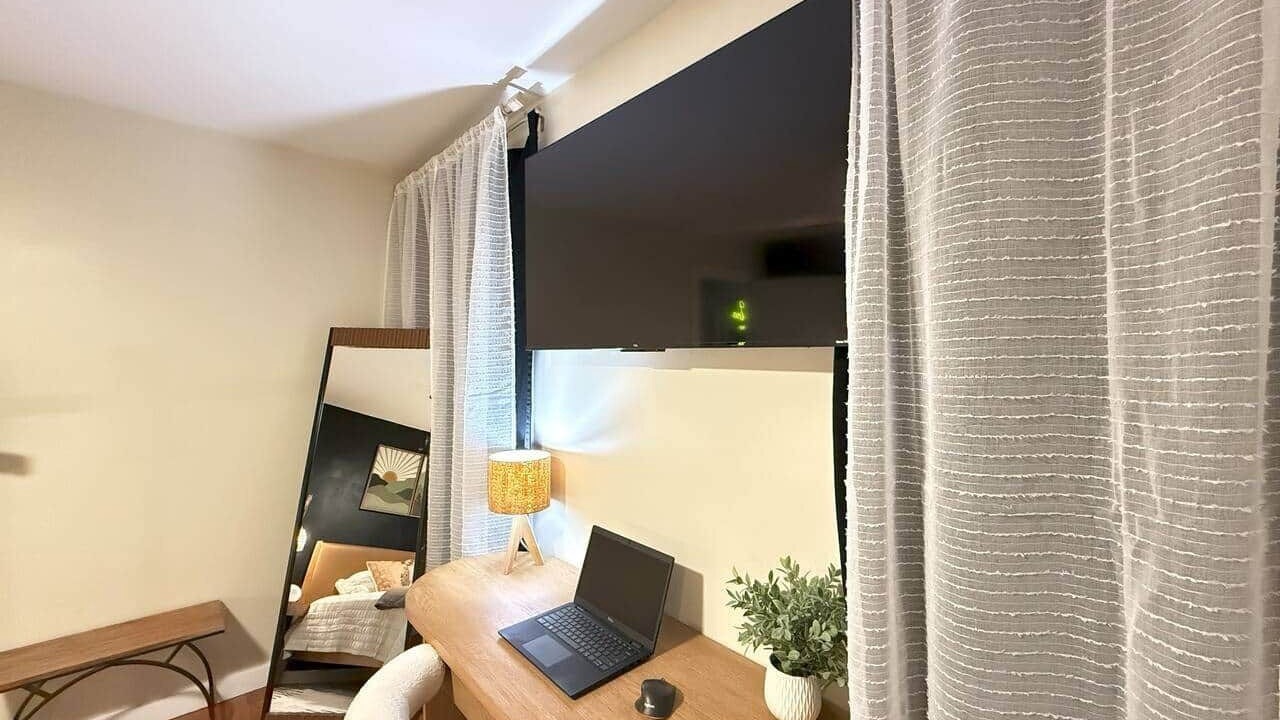 Photo of Others in Hudson