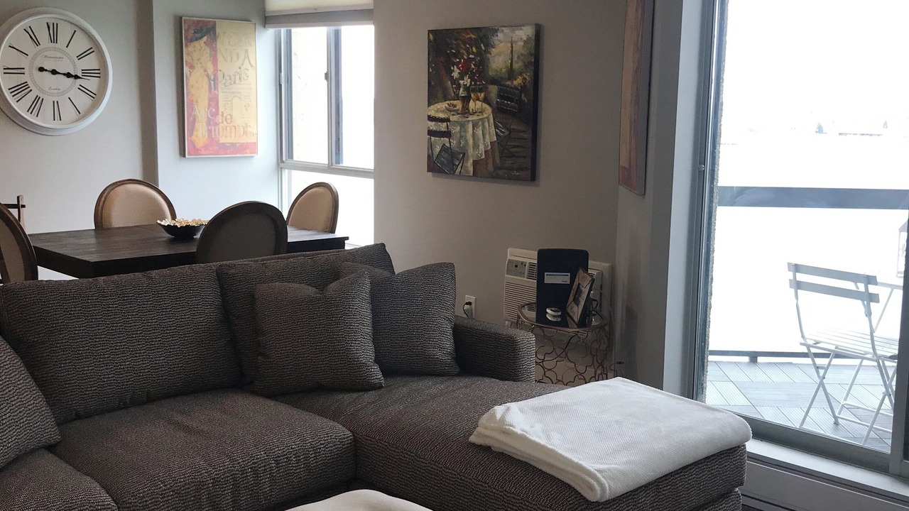 Photo of Livingroom in Sarnia