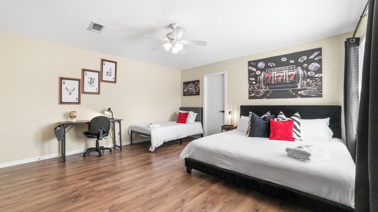 Photo of Bedroom in Hancock