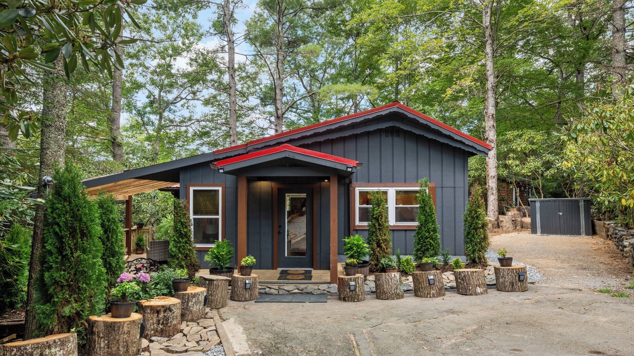 Photo of Outdoor in Newland
