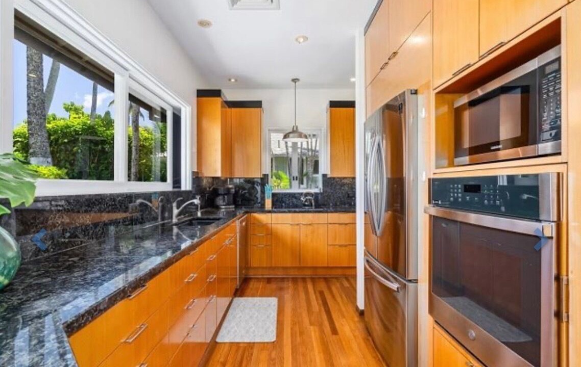 Photo of Kitchen in Eastern Honolulu