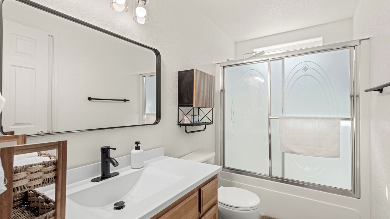 Photo of Bathroom in Sunny Valley