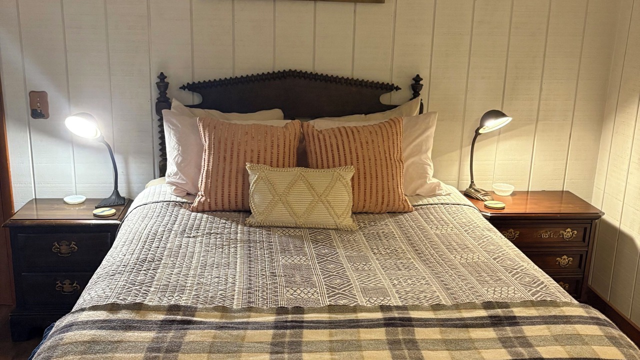 Photo of Bedroom in Camptown