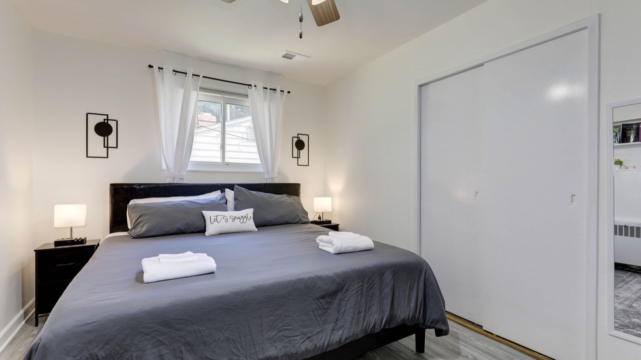Photo of Bedroom in College Park