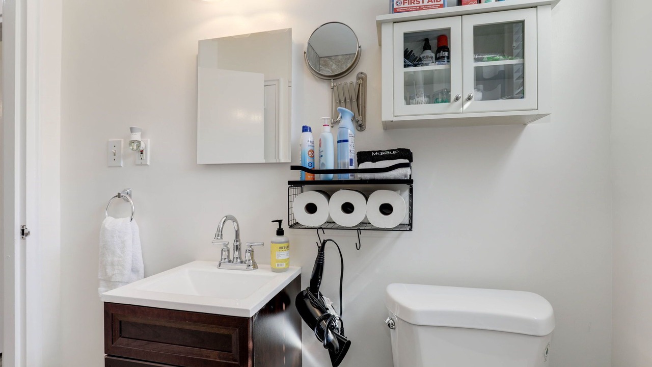 Photo of Bathroom in College Park