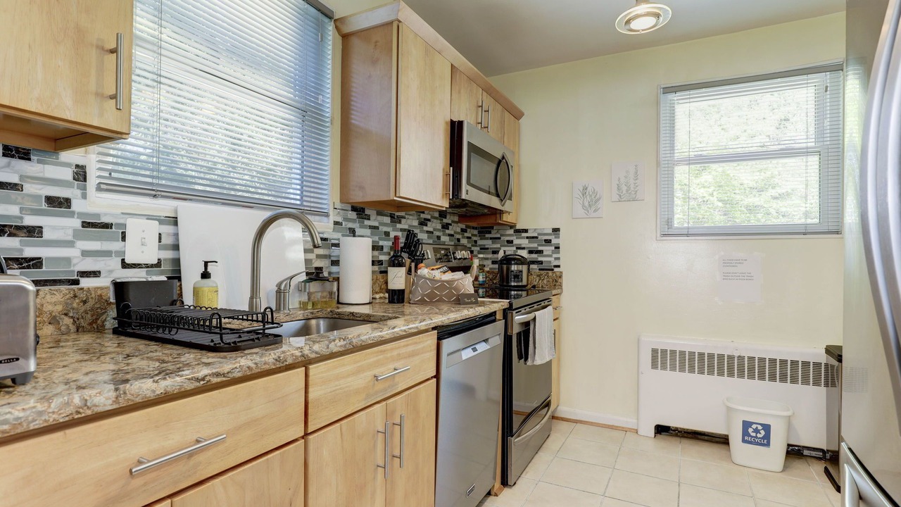 Photo of Kitchen in College Park