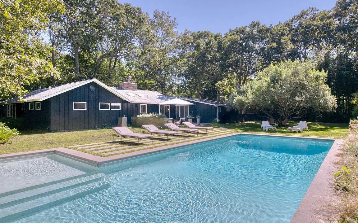 Photo of Outdoor in Silver Beach