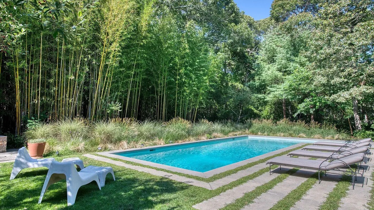 Photo of Outdoor in Silver Beach