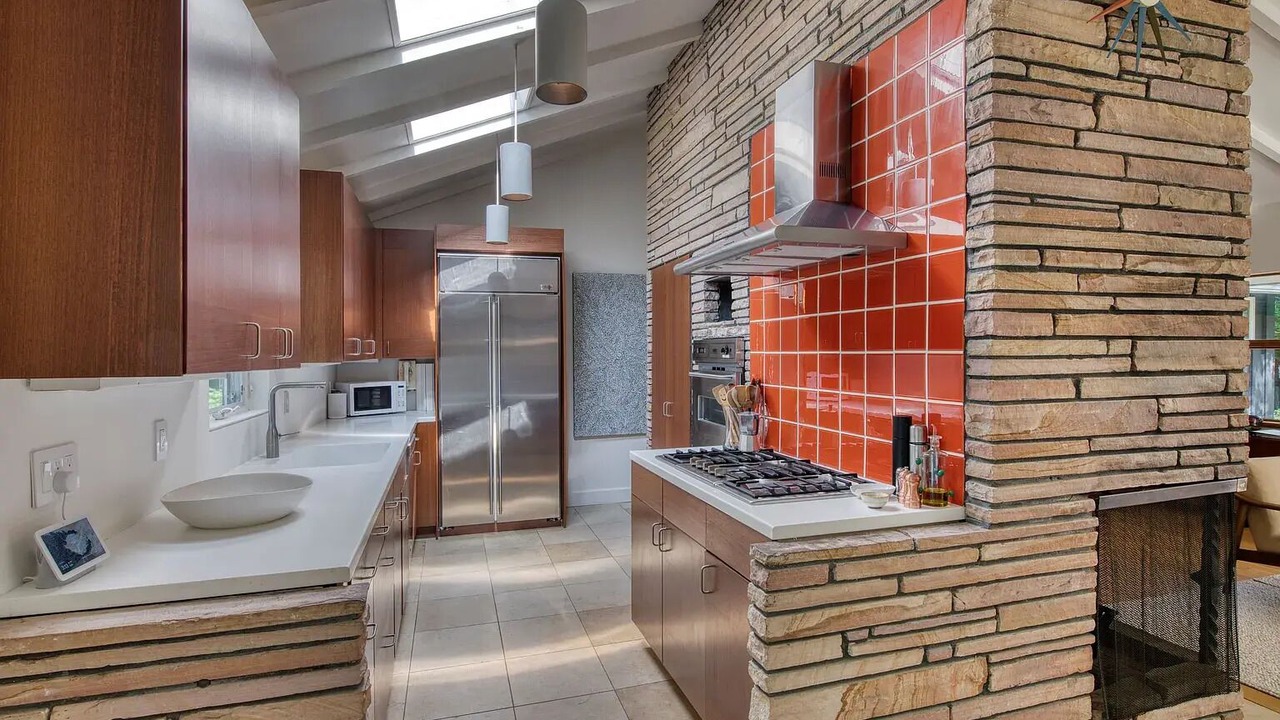 Photo of Kitchen in Silver Beach