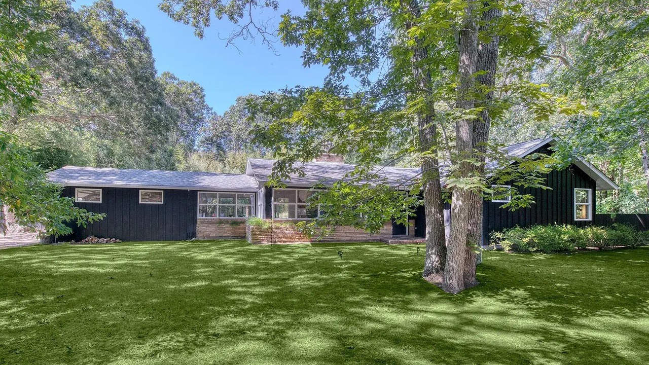 Photo of Outdoor in Silver Beach