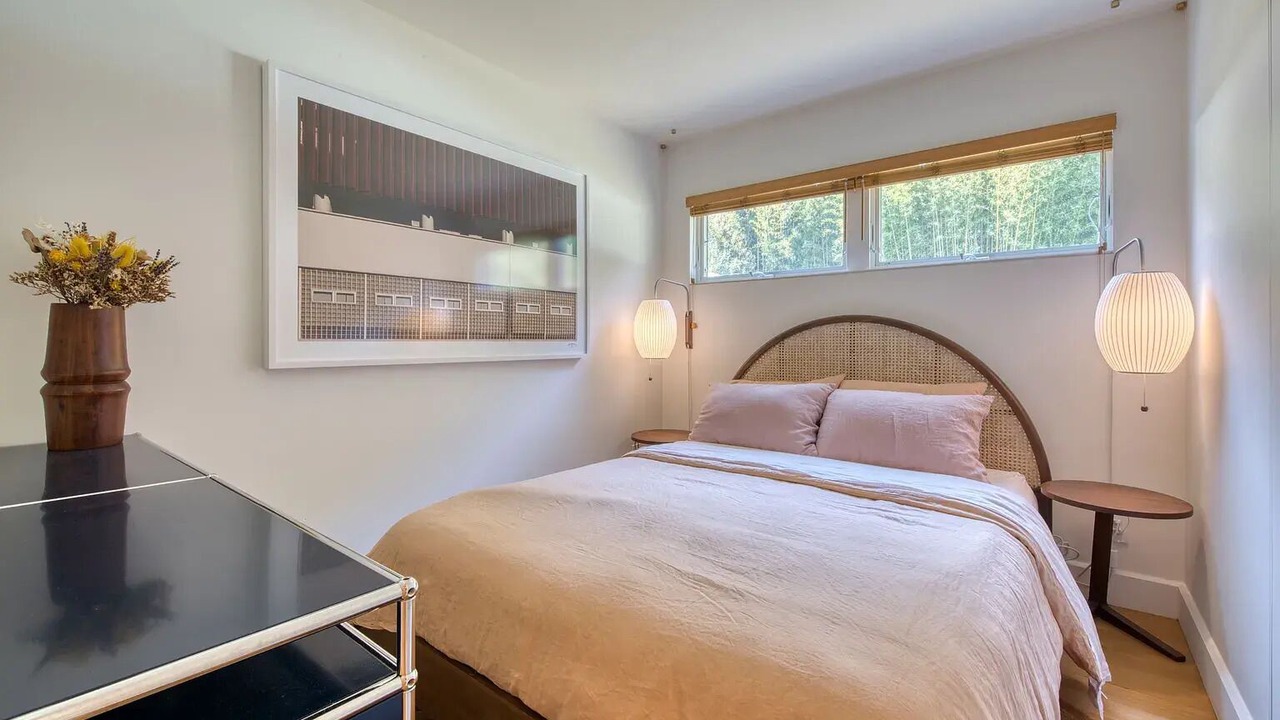 Photo of Bedroom in Silver Beach