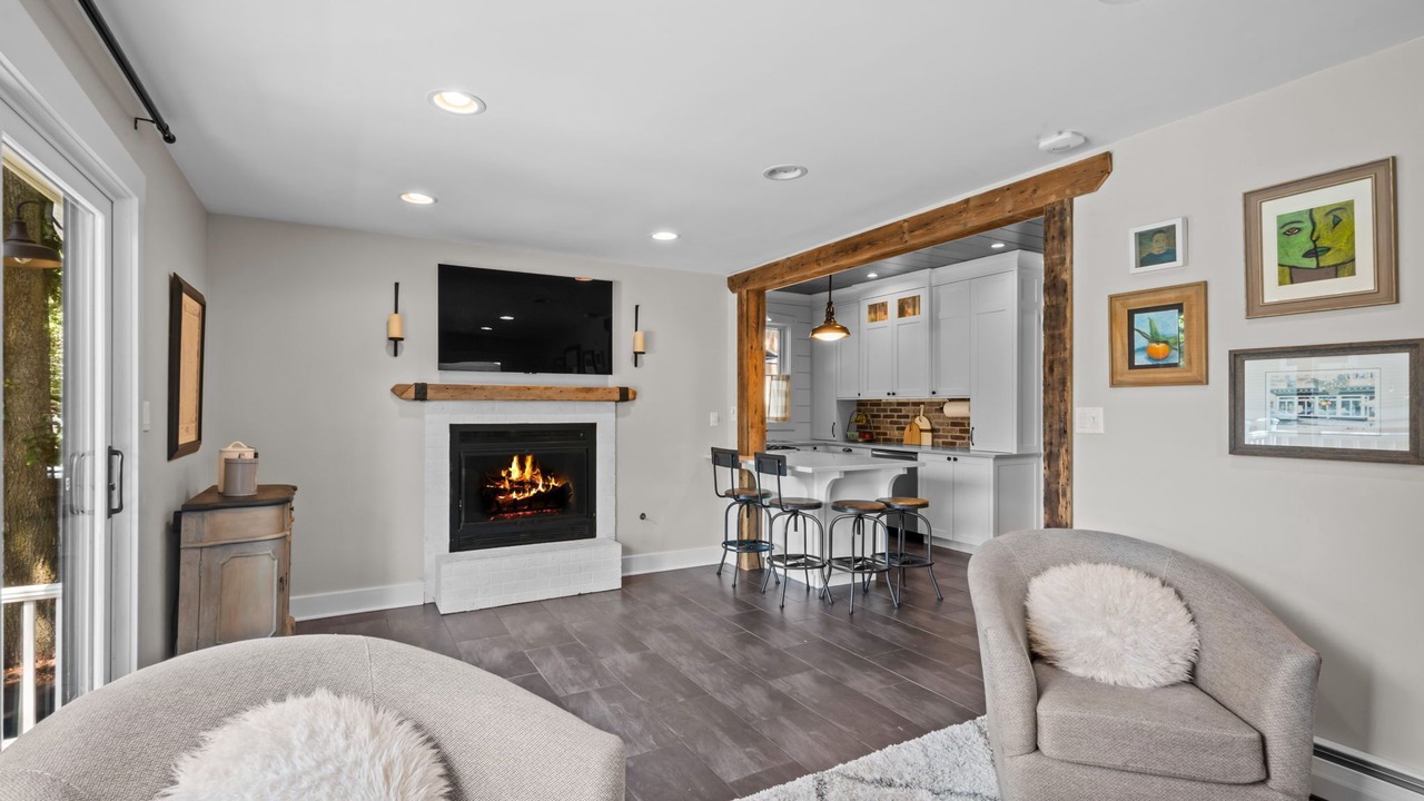 Photo of Bedroom in Western Springs