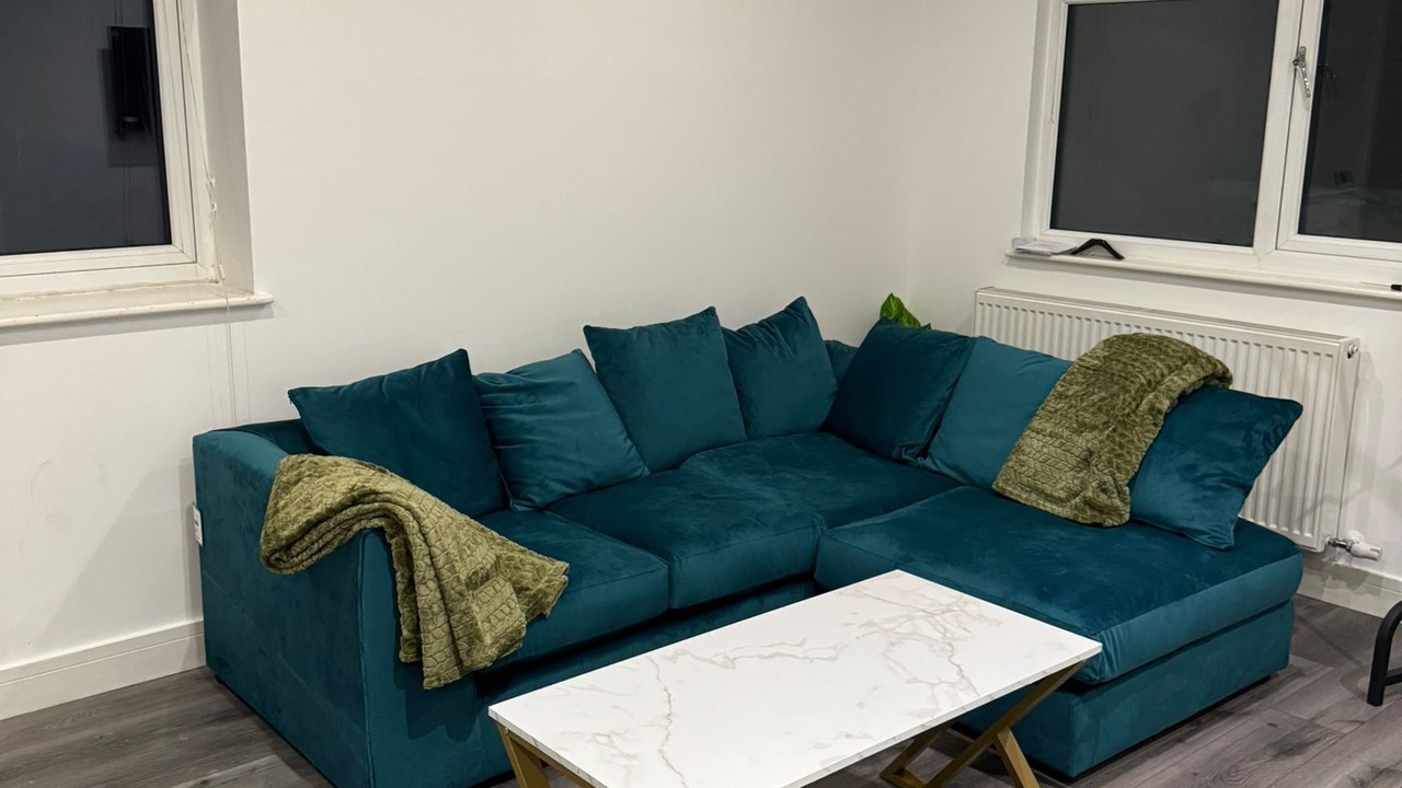 Photo of Livingroom in Hounslow Central