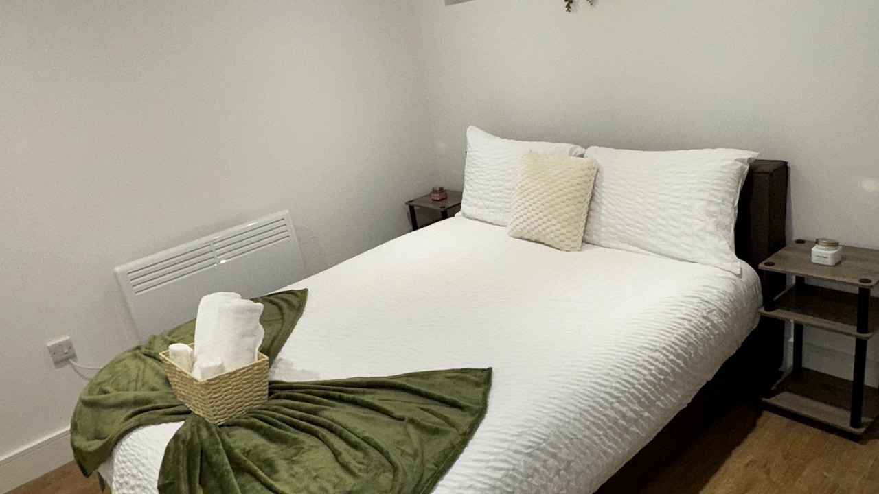 Photo of Bedroom in Hounslow Central